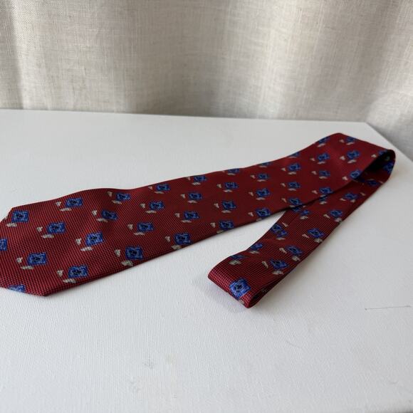 Biella 100% Silk Tie Made in Italy for Britches of Georgetown Red Blue Pattern - Picture 13 of 16